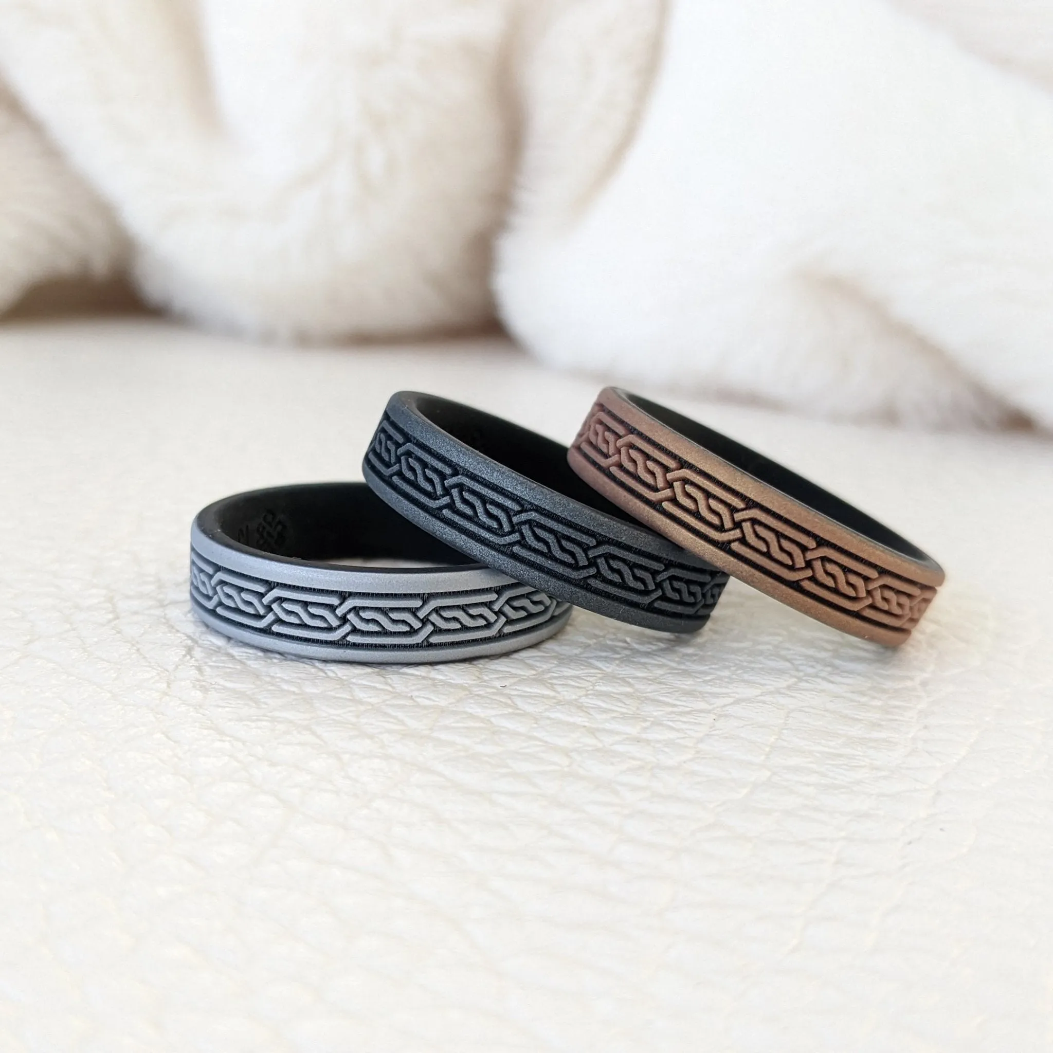 Celtic Band Silicone Ring - Engraved Dual Layer