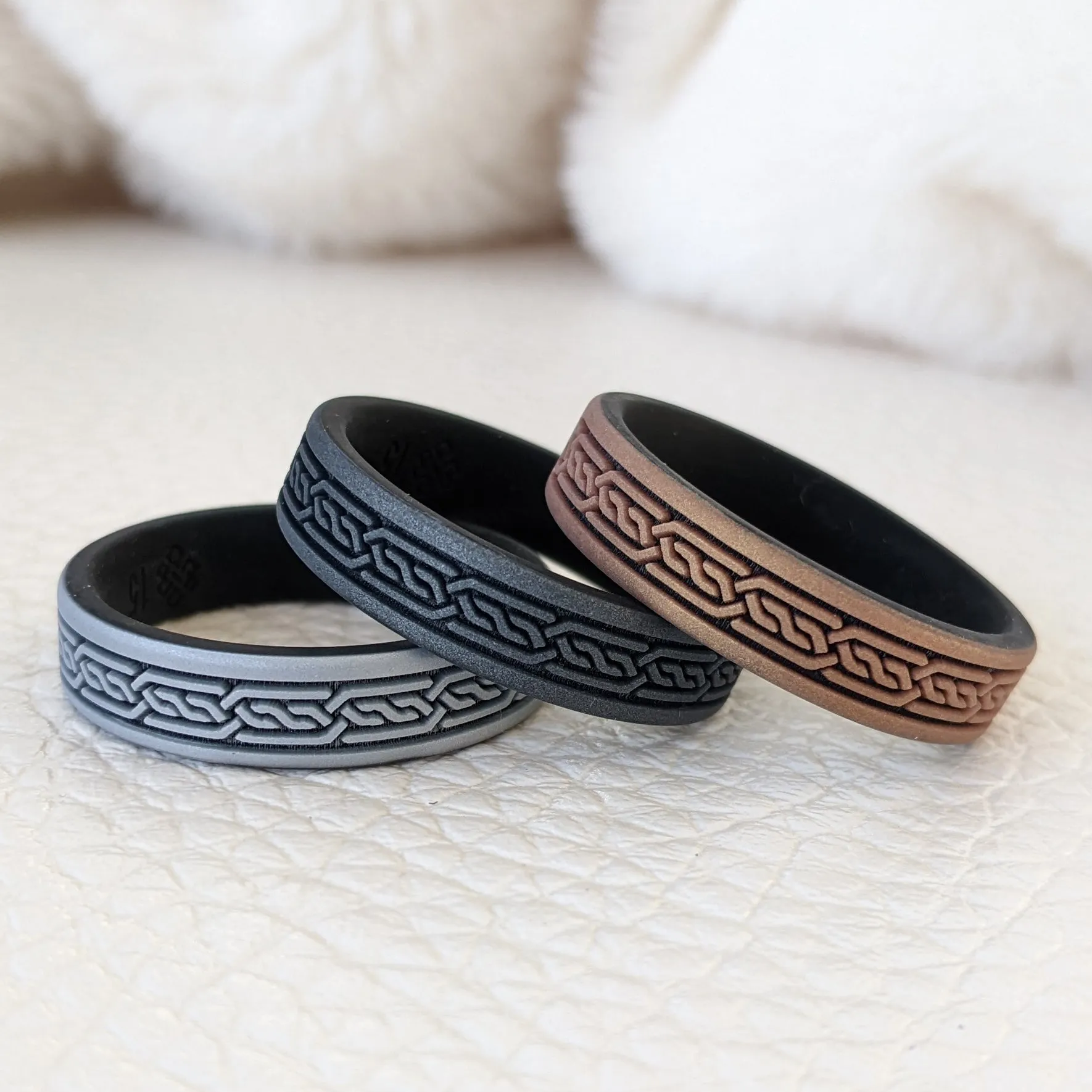 Celtic Band Silicone Ring - Engraved Dual Layer