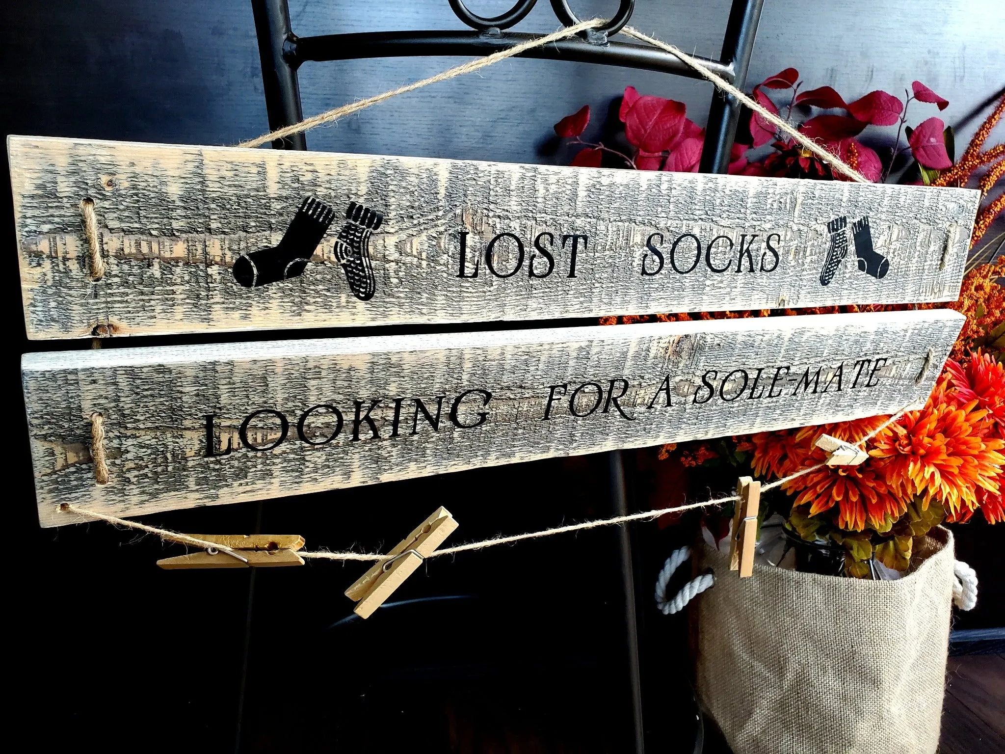 Lost Socks Laundry Room Sign - A Fun and Stylish Way to Keep Track of Your Socks!